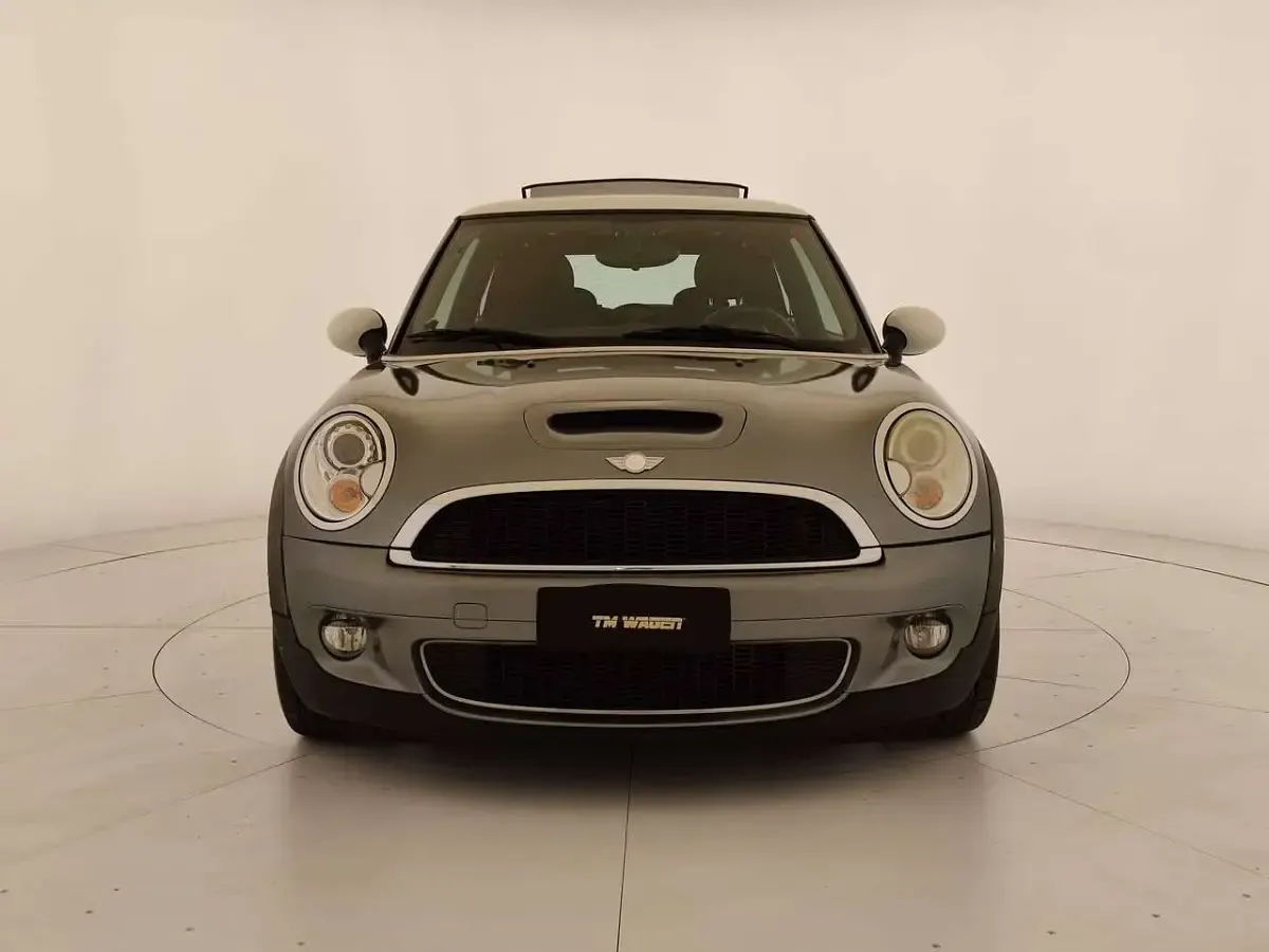 Usata Mini Cooper S 174 CV (127 kW) 2008 Grigio Utilitaria