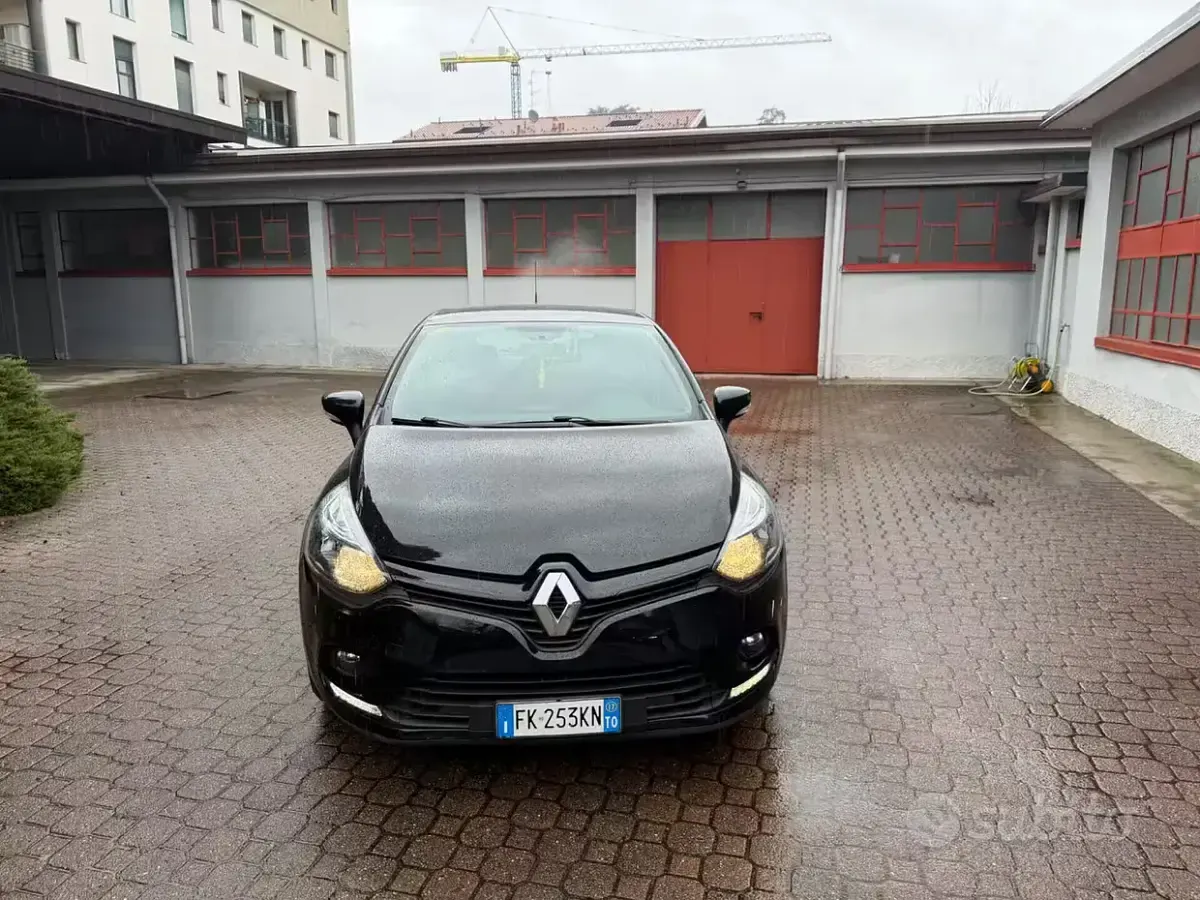 Usata Renault Clio IV 90 CV (66 kW) 2017 Nero Berlina