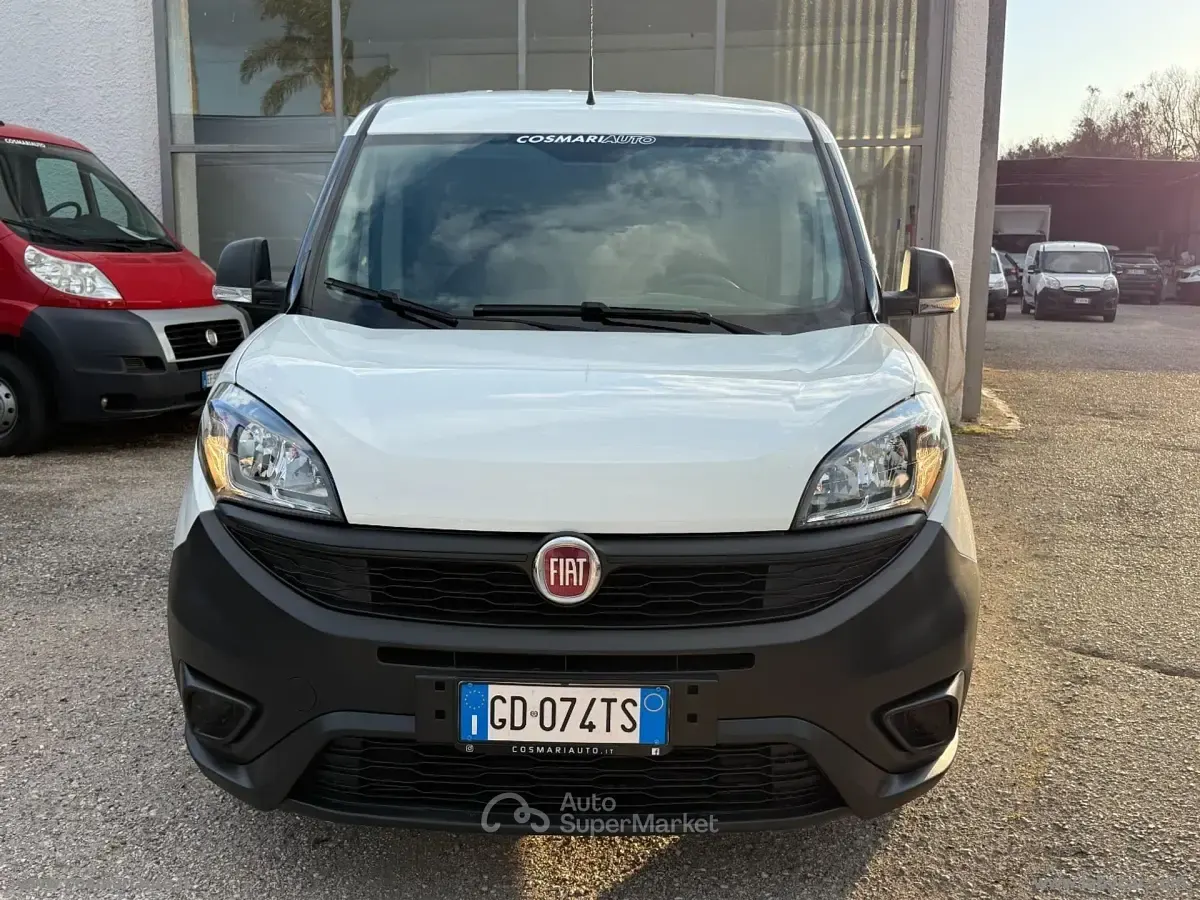 Usata Fiat Doblò 95 CV (69 kW) 2020 Bianco Monovolume