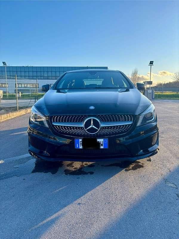 Usata Mercedes CLA200 Premium 156 CV (114 kW) 2014 Nero Berlina