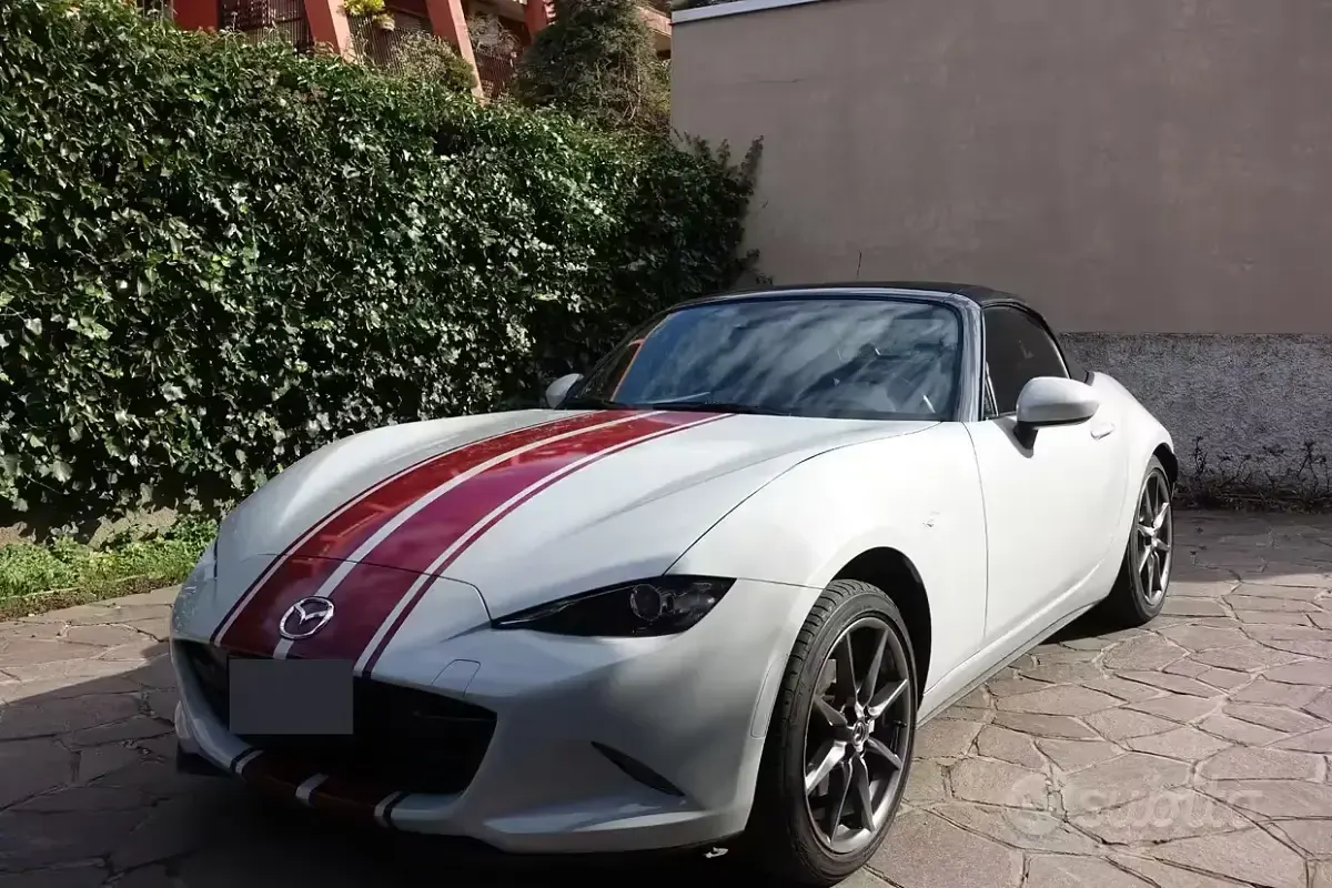 Begagnad Mazda MX5 160 HK (117 kW) 2016 Vit Cab