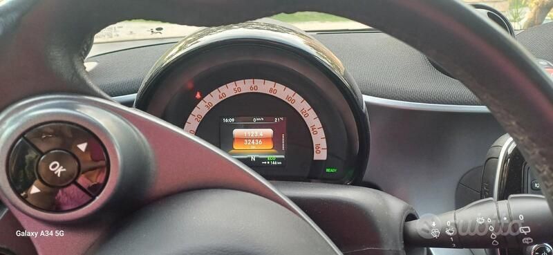 Usata 2020 Smart ForFour Electric Drive Tre volumi | 13.800 € (Molto cara) - Immagine 1/4