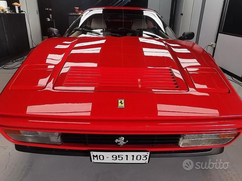 Usata Ferrari 328 271 CV (199 kW) 1986 Rosso Coupé
