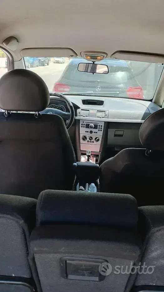 Usata Opel Meriva 75 CV (55 kW) 2005 Grigio Monovolume