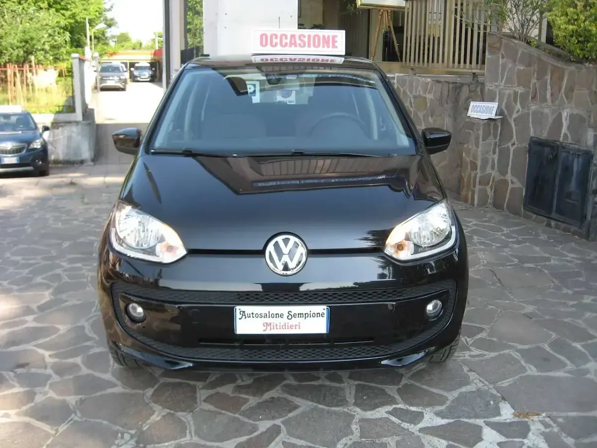 Usata VW up! Move 60 CV (44 kW) 2013 Nero Utilitaria