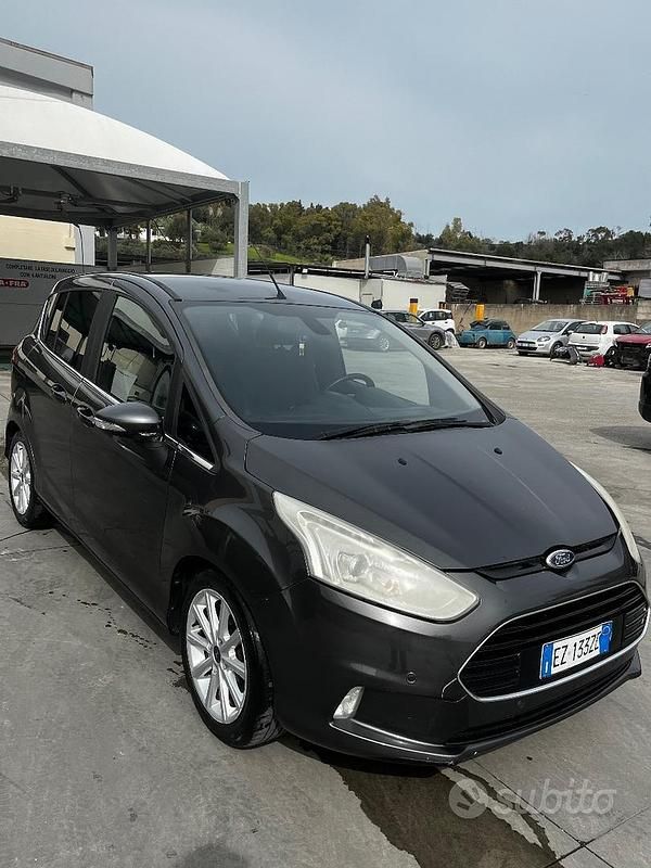 Usata Ford B-MAX 95 CV (69 kW) 2014 Grigio Monovolume