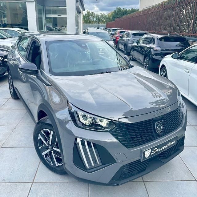 Nuova Peugeot 2008 Style 2025 Vari colori SUV