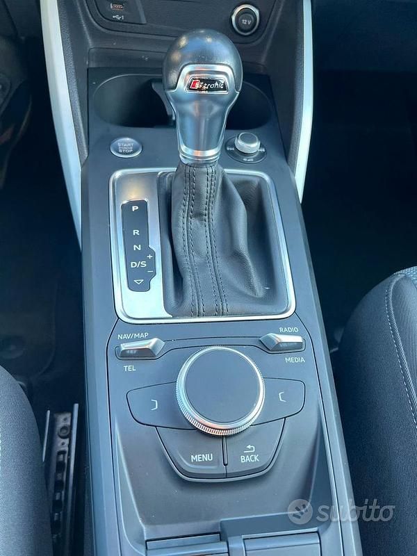 Usata Audi Q2 Admired 150 CV (110 kW) 2020 Grigio SUV