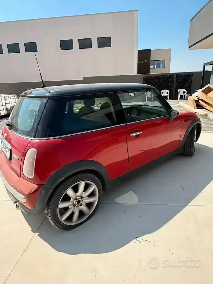 Usata Mini Cooper 2004 Rosso Utilitaria