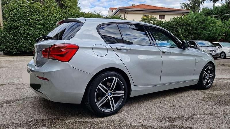 Usata BMW 118 Sport Line 150 CV (110 kW) 2016 Utilitaria