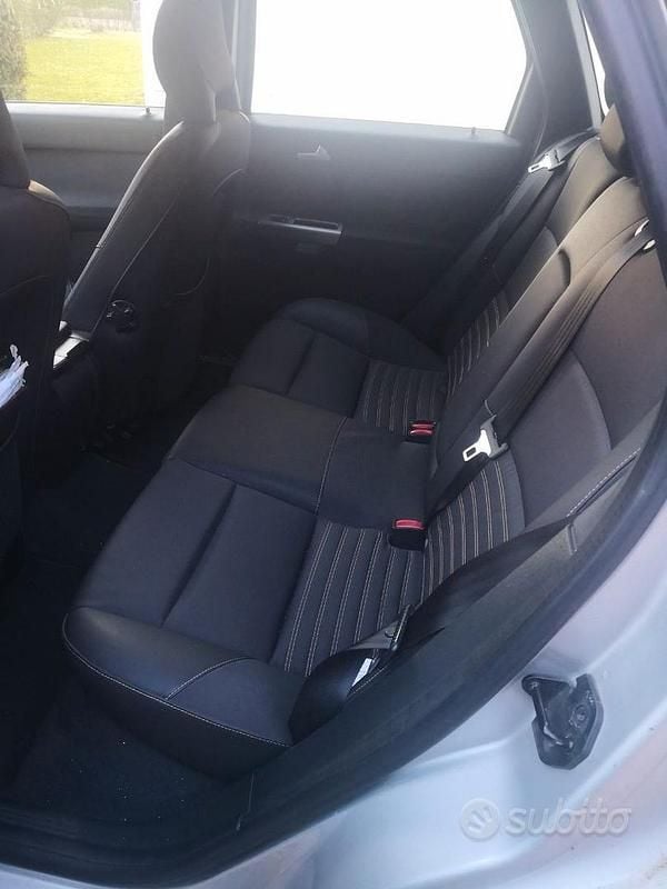 Usata Volvo V50 136 CV (100 kW) 2009 Grigio Station wagon
