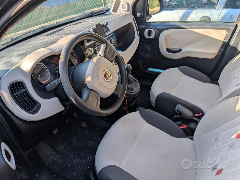 Usata Fiat Panda Lounge 2015 Nero Utilitaria