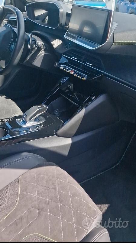 Usata Peugeot 2008 GT 155 CV (114 kW) 2020 SUV