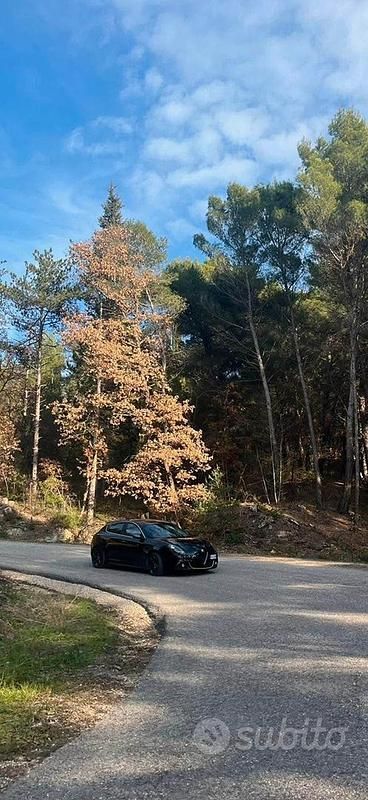 Usata Alfa Romeo Giulietta Exclusive 105 CV (77 kW) 2012 Nero Utilitaria