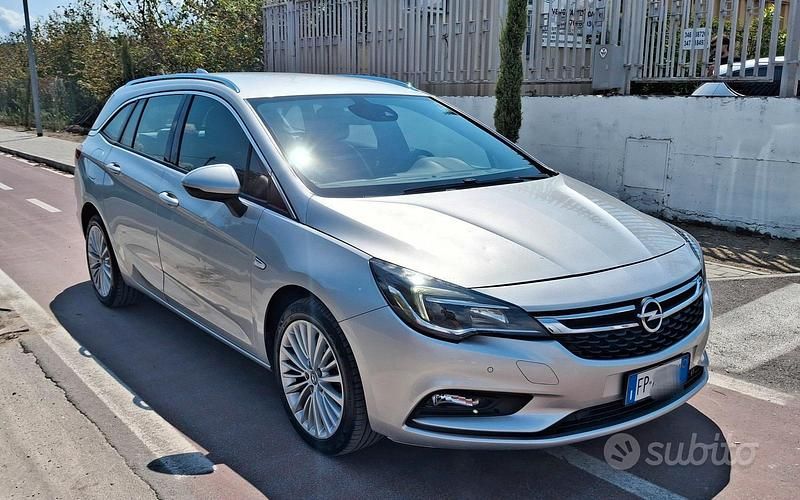 Usata Opel Astra 101 CV (74 kW) 2018 Grigio Station wagon