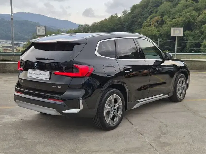 Usata BMW iX1 xLine 150 kW (204 CV) 2025 Nero SUV