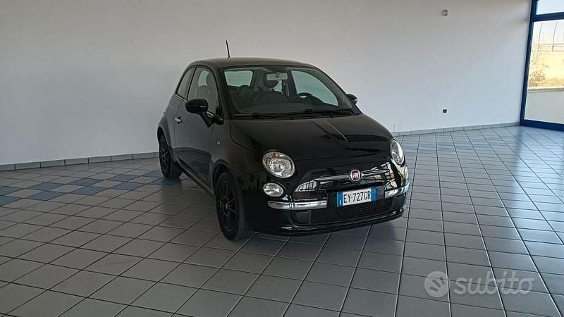 Usata Fiat 500 Lounge 69 CV (50 kW) 2015 Nero Utilitaria