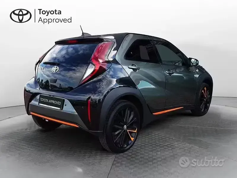 Usata Toyota Aygo X Limited 72 CV (52 kW) 2022 Verde SUV