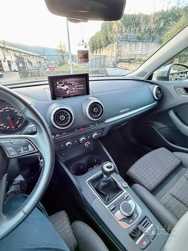 Usata Audi A3 Sport 116 CV (85 kW) 2019 Grigio Berlina