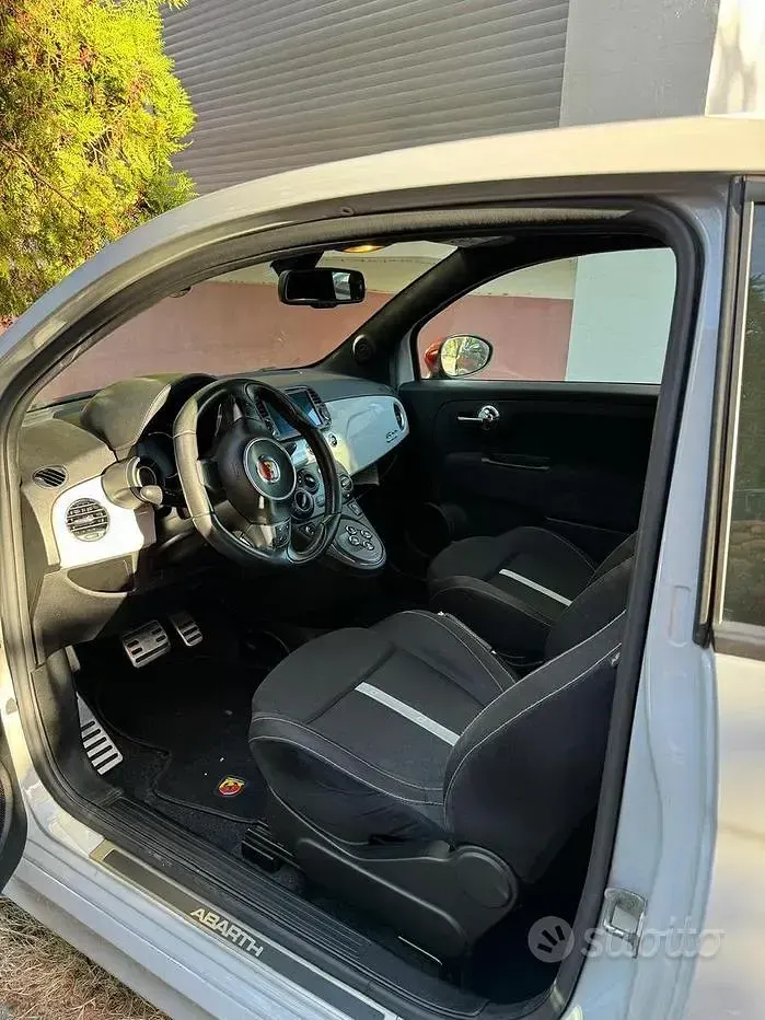 Usata Abarth 500C 140 CV (102 kW) 2015 Cabrio
