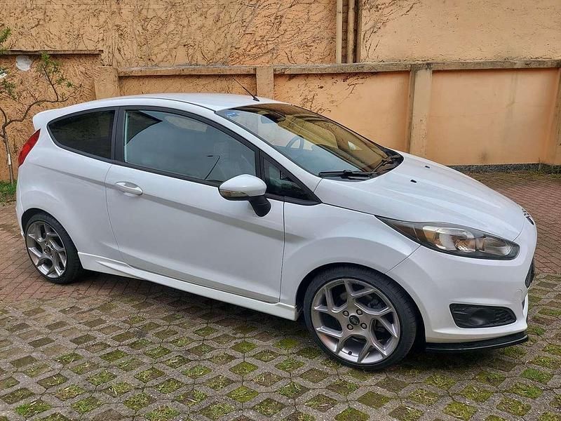Usata Ford Fiesta ST 182 CV (133 kW) 2016 Other Berlina