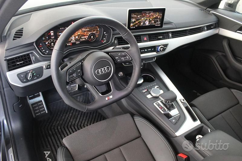 Usata Audi A4 Sport 150 CV (110 kW) 2019 Grigio Berlina
