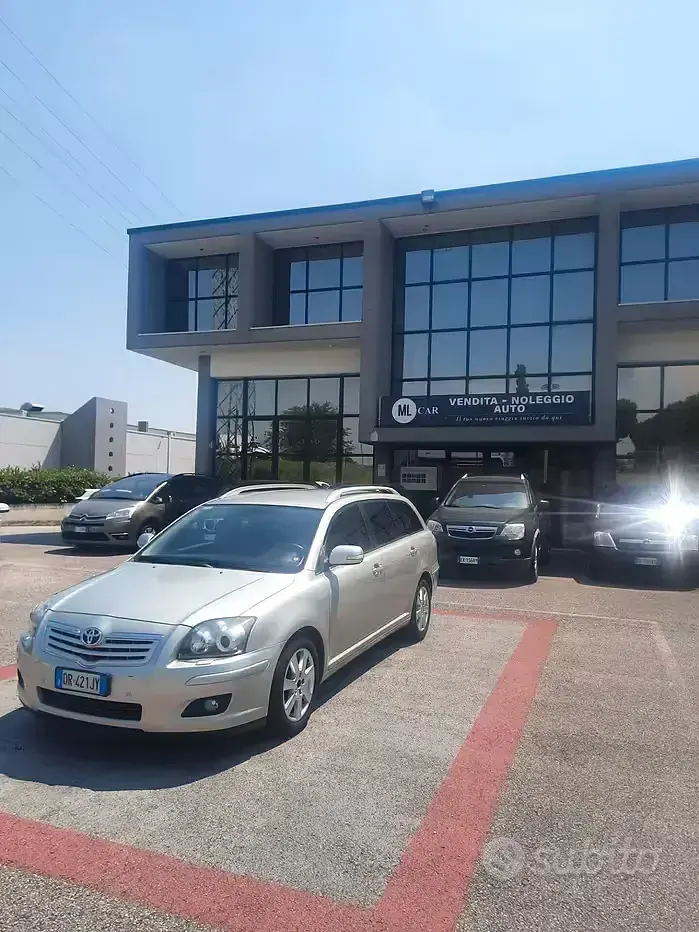 Usata Toyota Avensis 150 CV (110 kW) 2008 Station wagon
