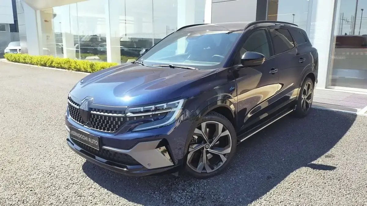 Usata Renault Espace Iconic 131 CV (96 kW) 2024 Blu SUV