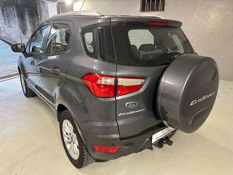 Usado Ford Ecosport Titanium 95 CV (69 kW) 2016 Gris SUV