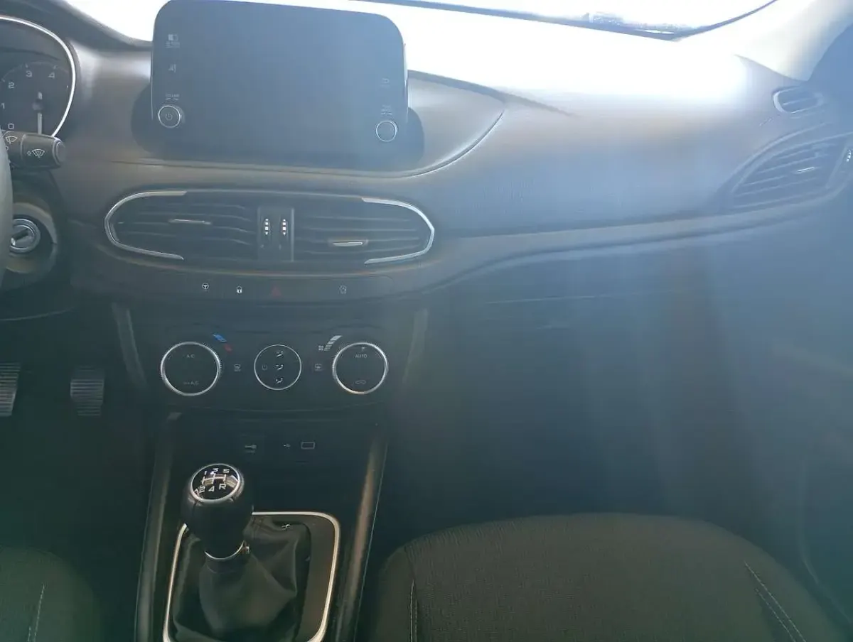 Usata Fiat Tipo 101 CV (74 kW) 2023 Grigio Berlina