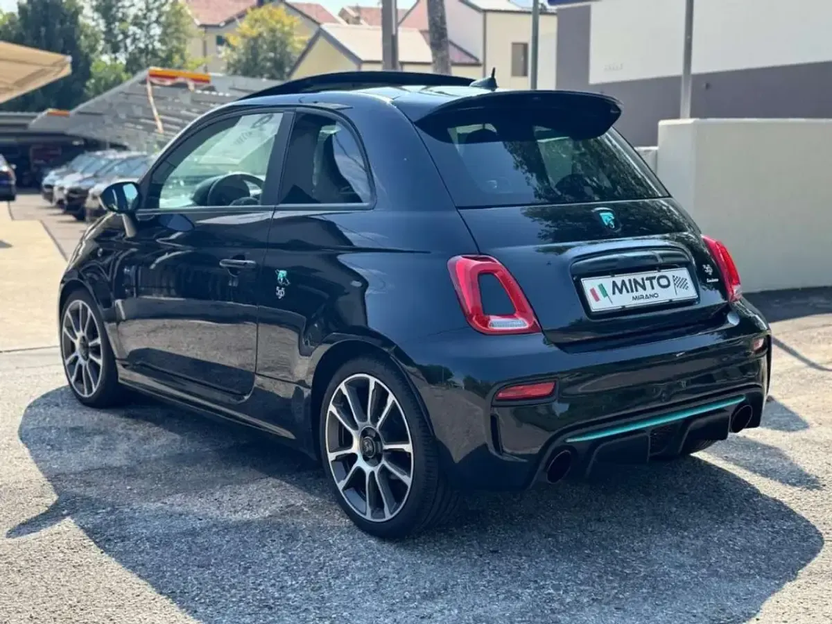 Usata Abarth 595 Turismo 165 CV (121 kW) 2020 Nero Utilitaria