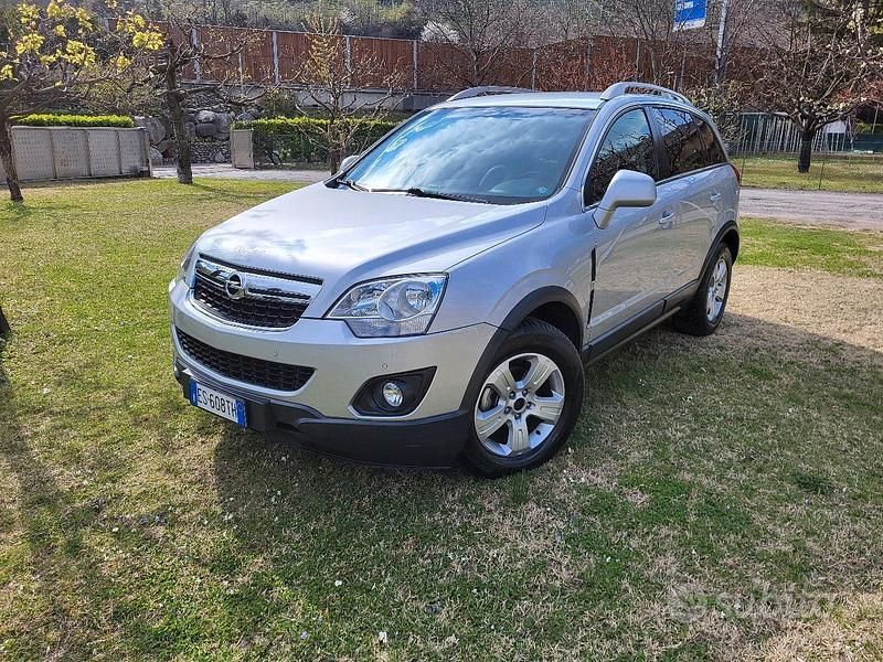 Usata Opel Antara 163 CV (119 kW) 2013 Grigio SUV