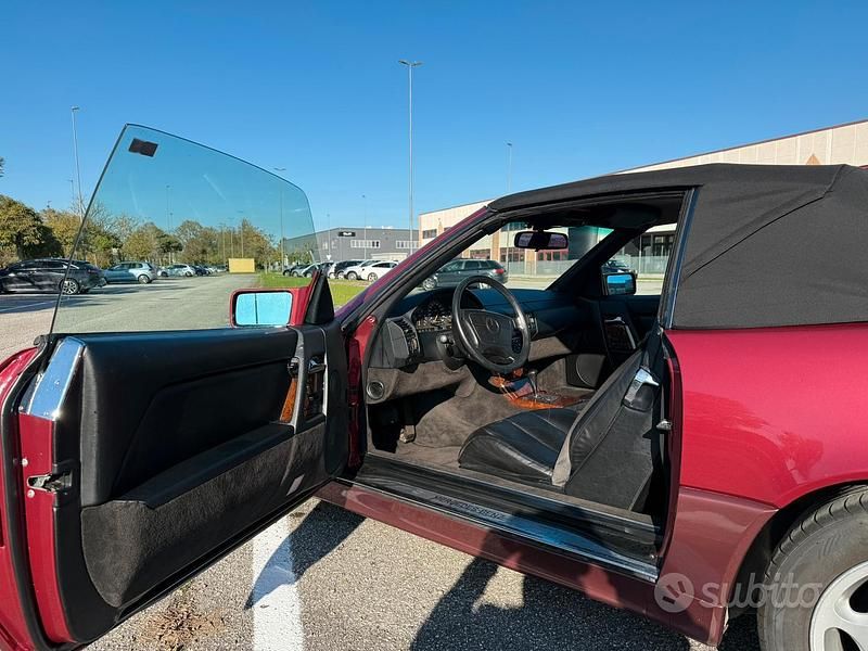 Usata Mercedes SL500 333 CV (244 kW) 1991 Rosso Cabrio