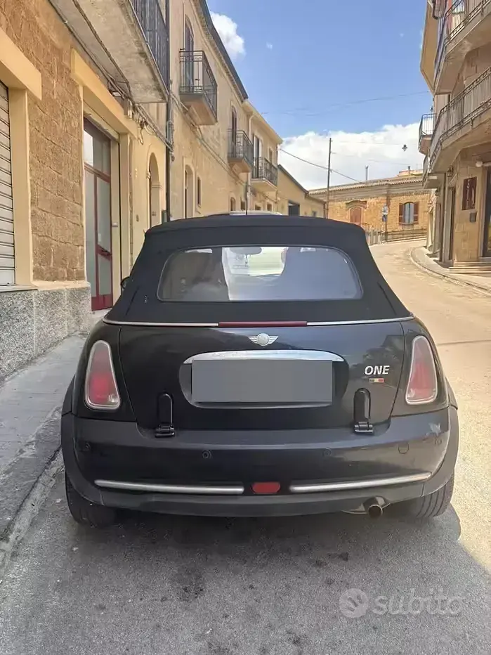 Usata Mini One Cabriolet 90 CV (66 kW) 2005 Cabrio
