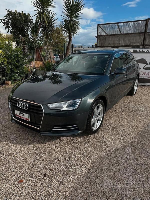 Grigio Usata 2017 Audi A4 Sport Tre volumi | 18.490 € (Ottimo prezzo) - Immagine 1/4
