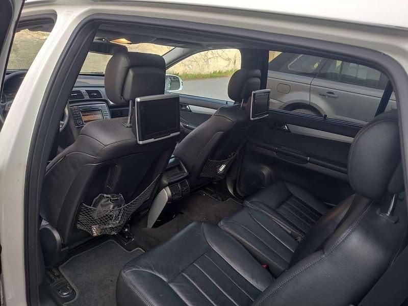 Usata Mercedes R350 224 CV (164 kW) 2010 Other Monovolume