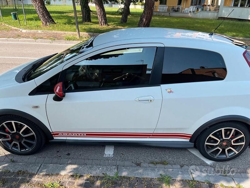 Usata Fiat Grande Punto Abarth 2008 Bianco Utilitaria