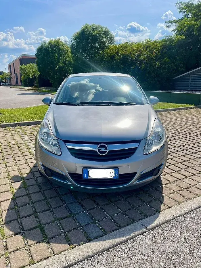 Usata Opel Corsa 80 CV (58 kW) 2007 Grigio Utilitaria