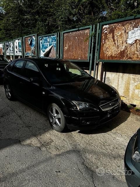Usata Ford Focus 136 CV (100 kW) 2005 Nero Berlina