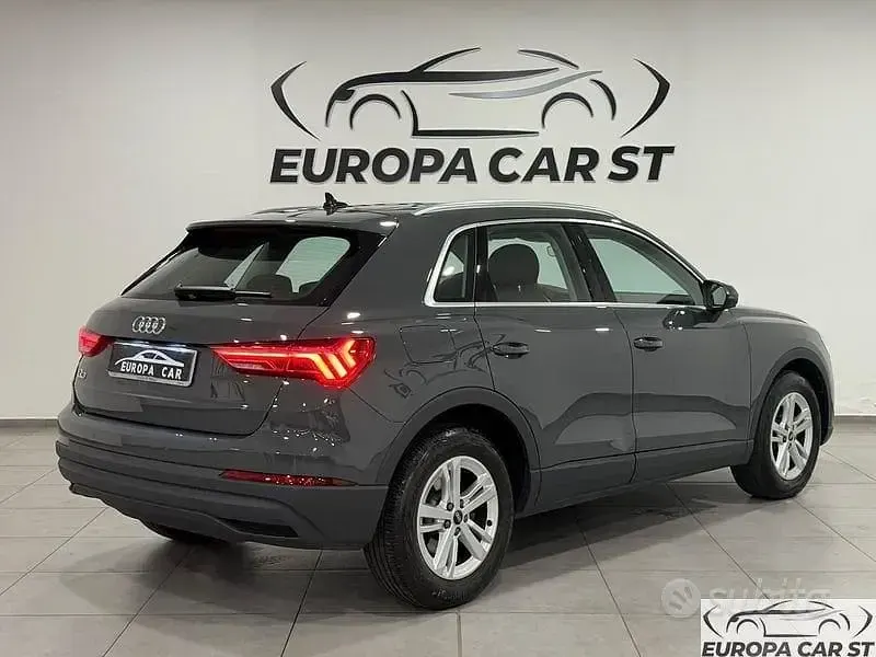 Usata Audi Q3 S-Line 150 CV (110 kW) 2022 Grigio SUV