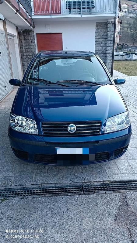 Usata Fiat Punto 2004 Blu Utilitaria