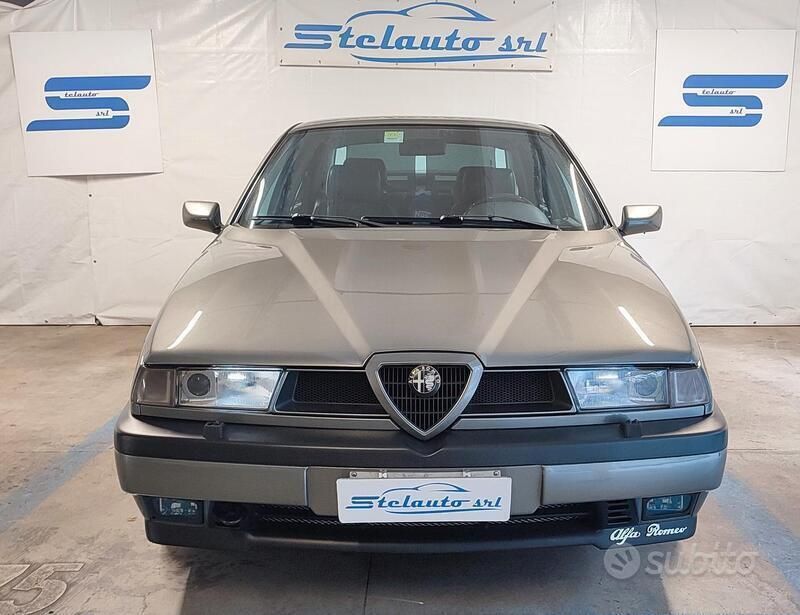 Grigio Usata 1996 Alfa Romeo 155 Super Tre volumi | 6490 € - Immagine 1/2