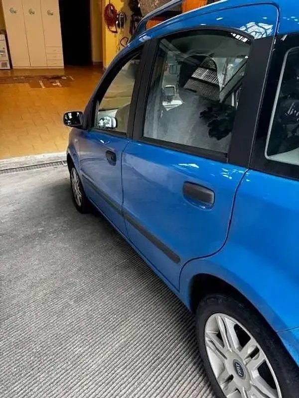 Usata Fiat Panda Dynamic 60 CV (44 kW) 2005 Blu/azzurro Utilitaria
