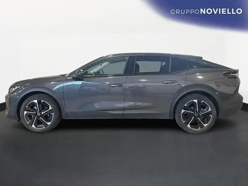 Usata Peugeot 408 Allure 131 CV (96 kW) 2023 Grigio scuro SUV