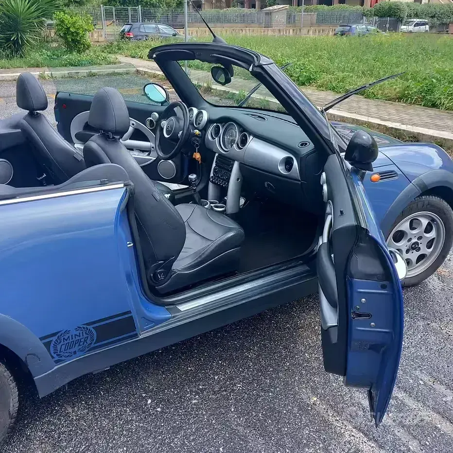 Usata Mini Cooper Cabriolet 116 CV (85 kW) 2005 Blu Cabrio