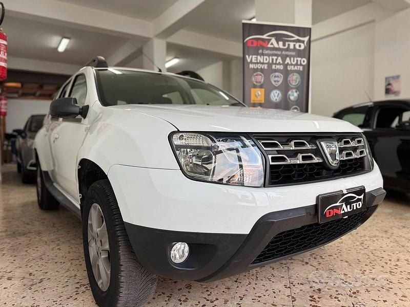 Usata Dacia Duster Prestige 110 CV (80 kW) 2015 Bianco SUV