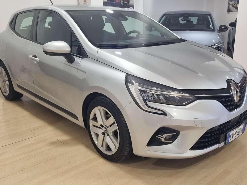 Grigio Usata 2022 Renault Clio V Zen Tre volumi | 10.700 € (Ottimo prezzo) - Immagine 1/4