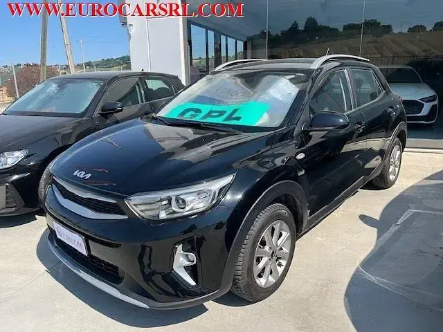 Usata Kia Stonic Urban 84 CV (61 kW) 2022 Nero SUV