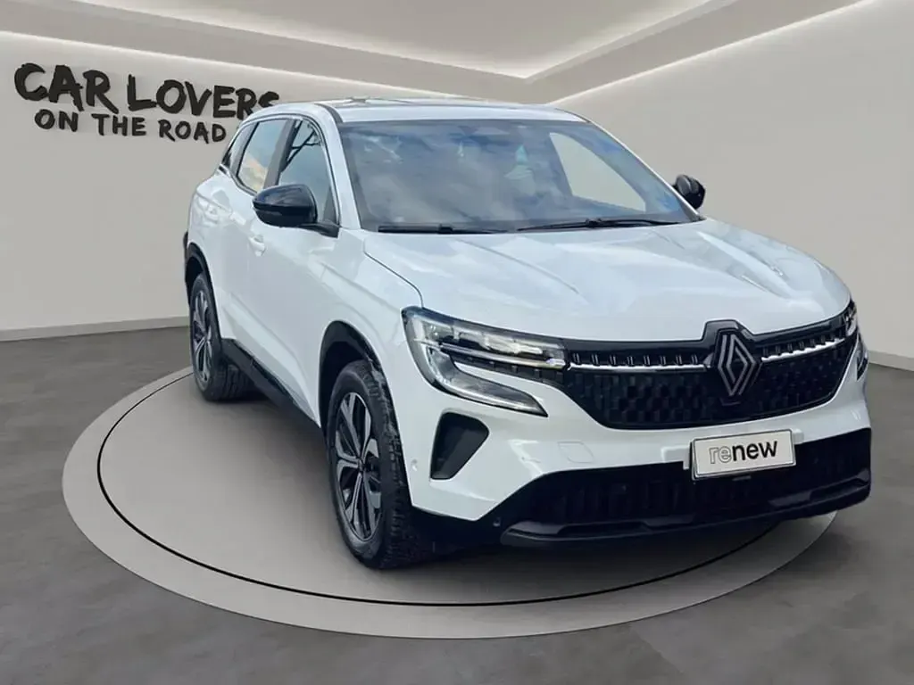 Usata Renault Austral Equilibre 131 CV (96 kW) 2023 369 bianco ghiaccio SUV