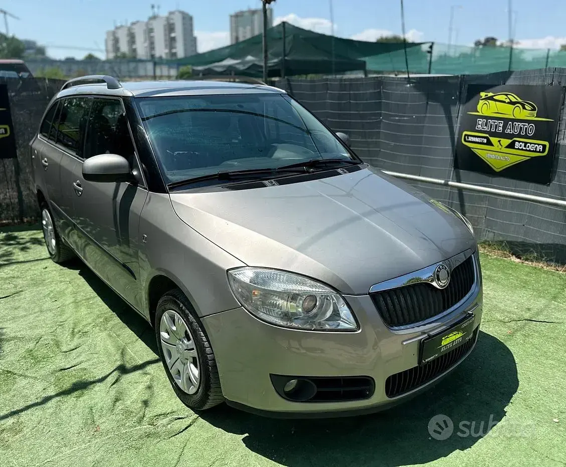 Usata Skoda Fabia 80 CV (58 kW) 2009 Grigio Station wagon